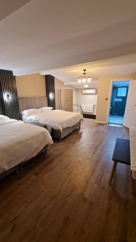 Golden Arrow Deluex Dublex Apartament *